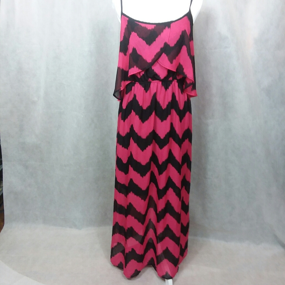 NO BOUNDARIES Pink and Black Sundress XL